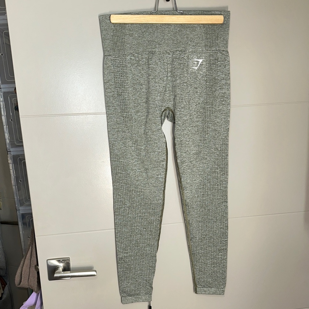 Gymshark vital seamless leggings khaki marl size medium BNWT